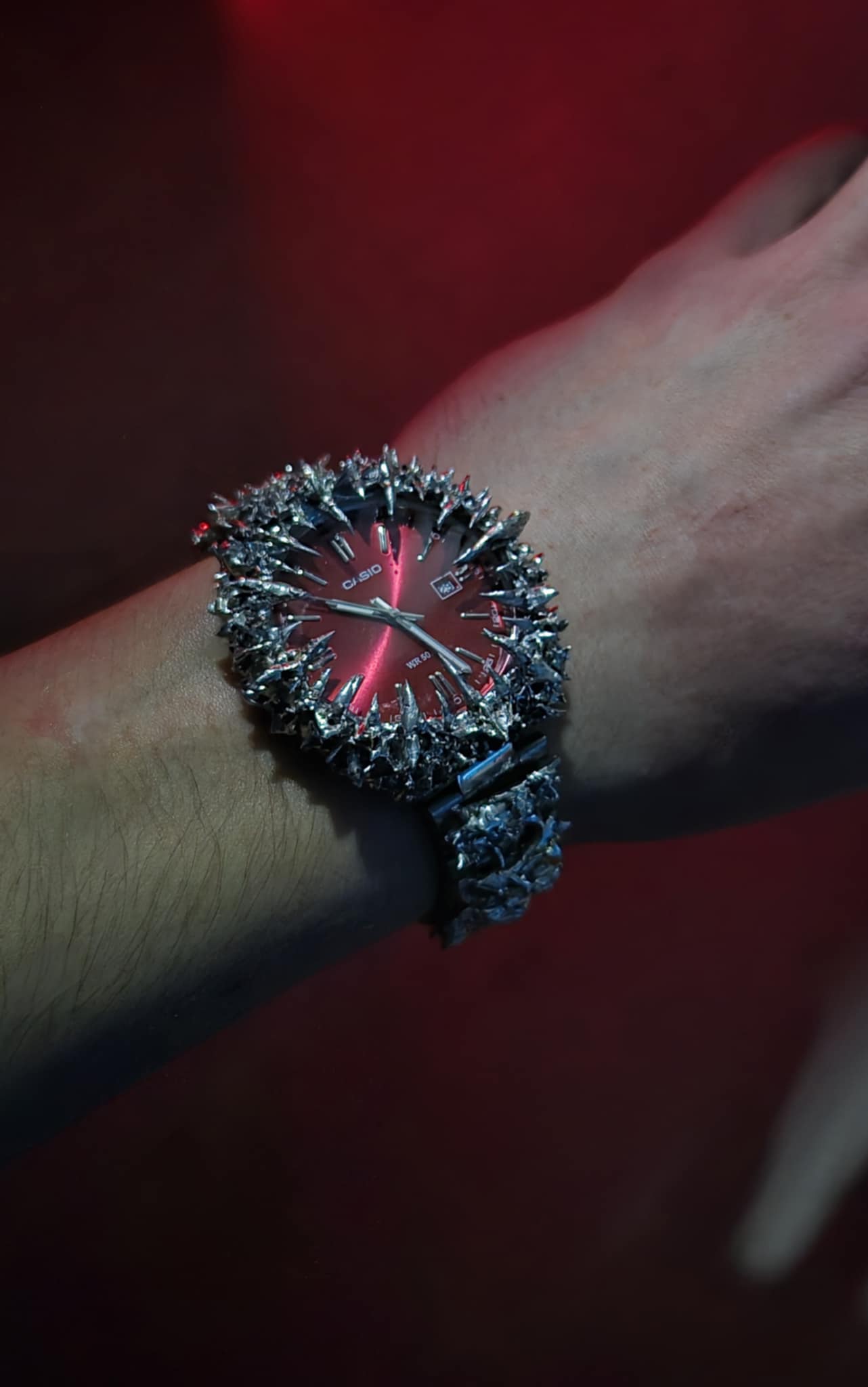 Spikey RED Watch